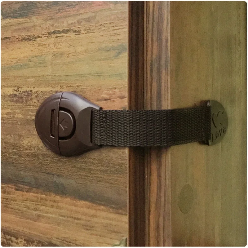5pcs/lot Brown Cabinet Safety  - огляд і ціна Furniture Hardware Manufacturer